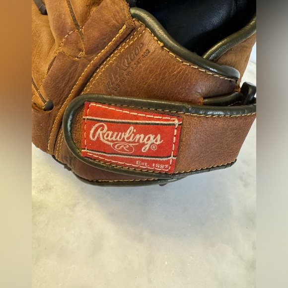 Rawlings P12BF 12” Right Hand Throw RHT Baseball Glove Brown Gently Used - Picture 2 of 13
